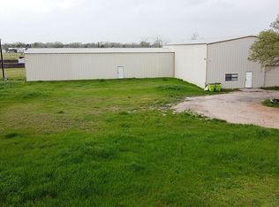 204 Fm 696, Elgin, TX 78621