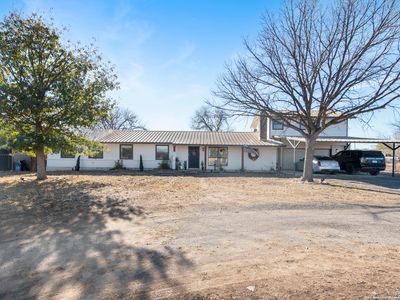 210 BARNES RD, Uvalde, TX, 78801