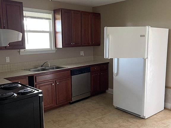 4th image of 3527 Tournefort St