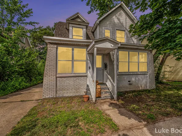1051 Alpine Ave NW, Grand Rapids, MI 49504