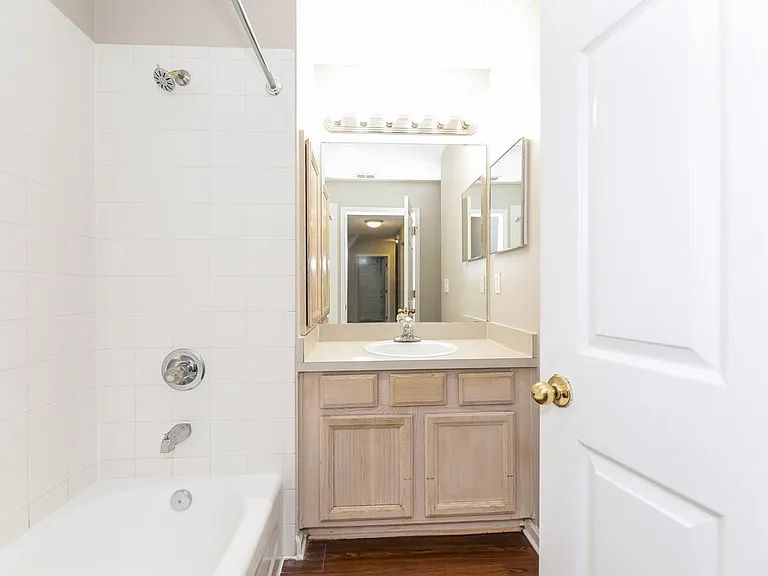 1336 Marsh Grass Ct — Photo 14