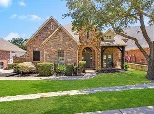 711 Lakeway Dr, Keller, TX 76248