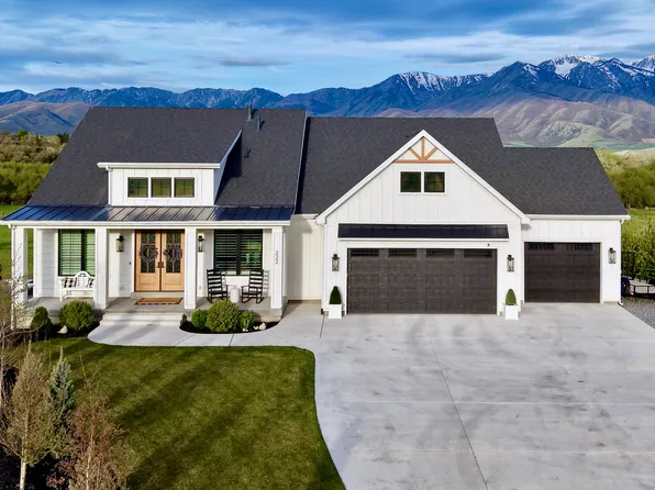 222 S 650 W, Hyrum, UT 84319