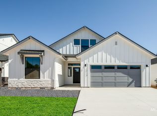 10114 W La Jolla Ct, Boise, ID 83709