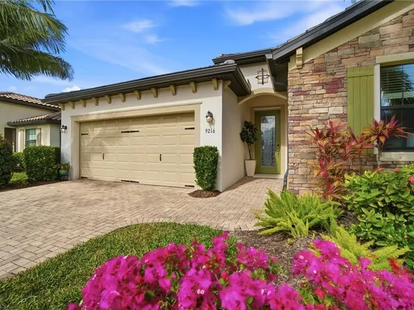 9216 Woodhurst DR, NAPLES, FL 34120