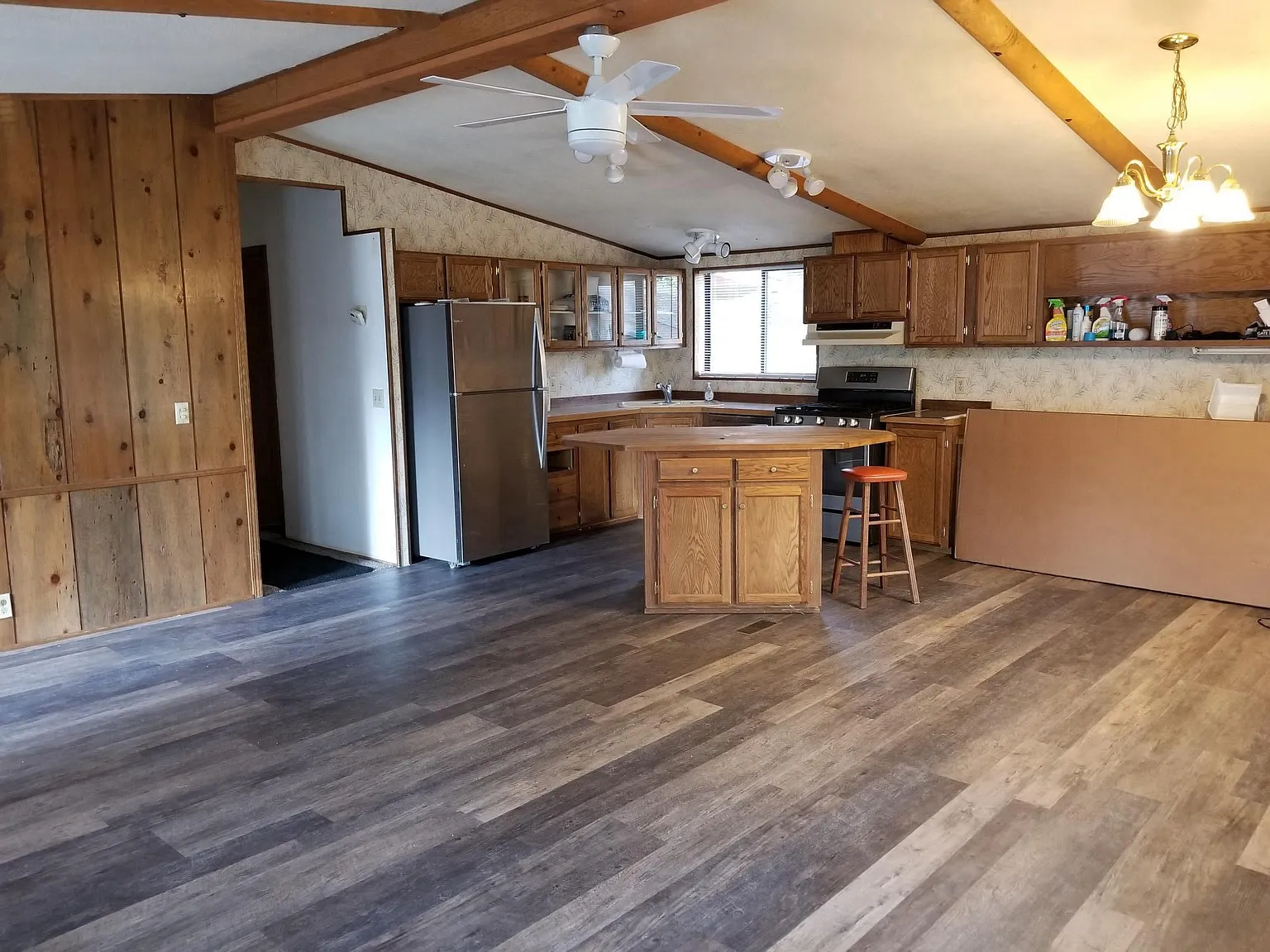 3 bed, 1344 sqft, $2,000 — Photo 4