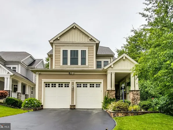 9806 Amsterdam St, Lorton, VA 22079