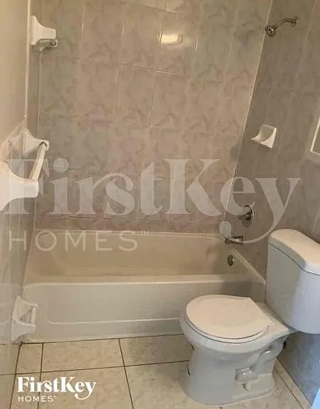 3313 NW 193rd St — Photo 9