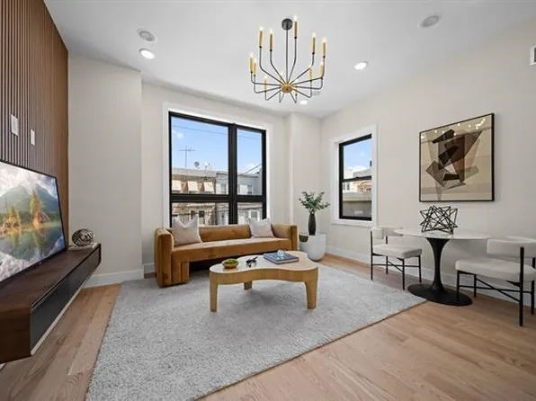 27 Graham Street image 1 of 26