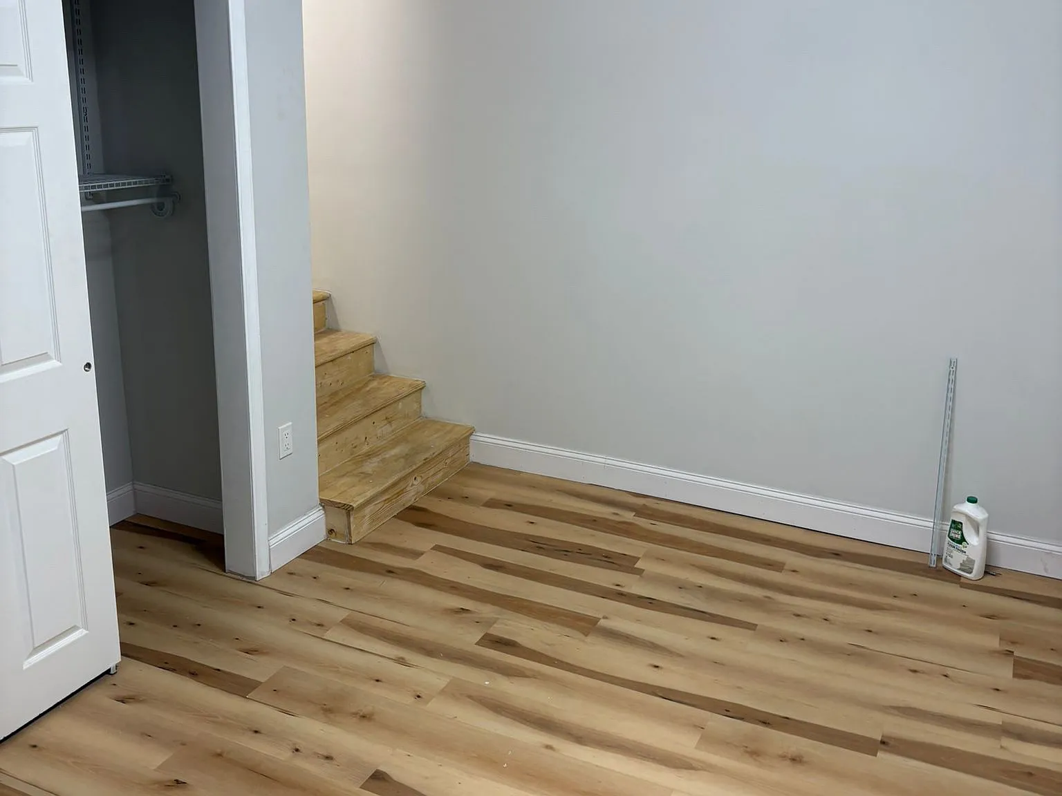 2 bed, 900 sqft, $1,350 — Photo 3