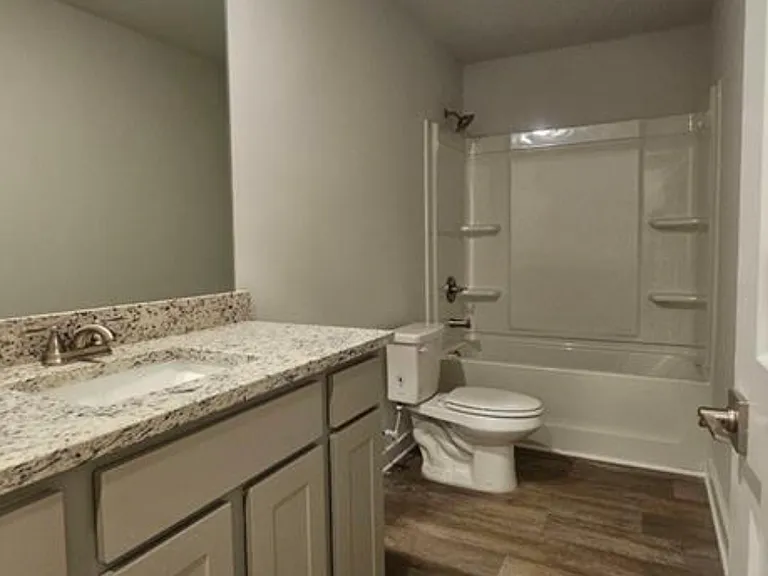 Great Oak Pl — Photo 5