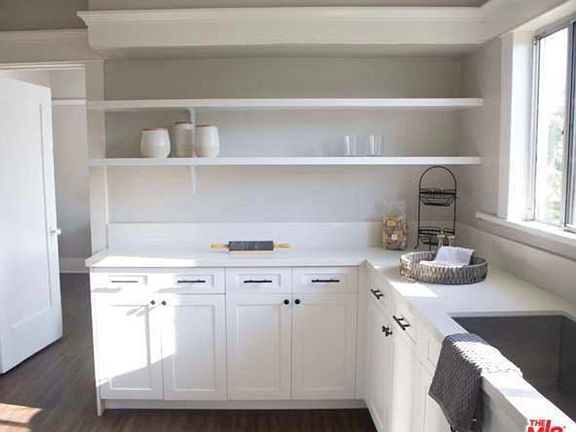 3rd image of 1816 W 25th St #1818