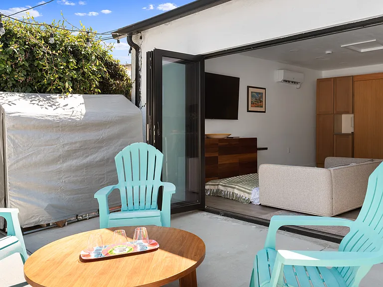 Glider Ave — Photo 22