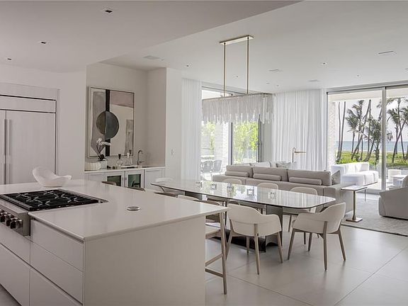 5th image of Ocean Drive Four Seasons Private Residences #6101
