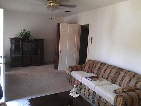 2nd image of 2435 Birmingham Ave