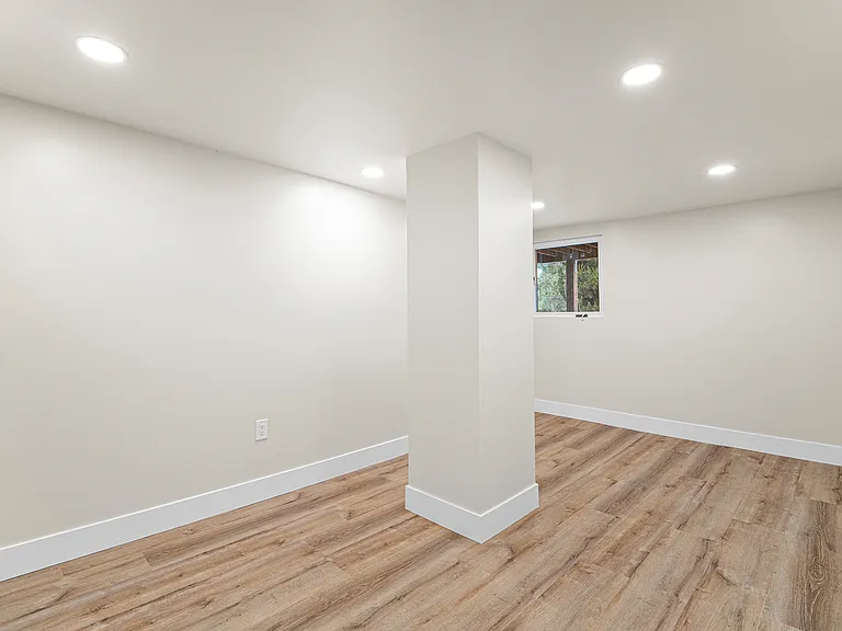 483 Boynton Ave — Photo 31
