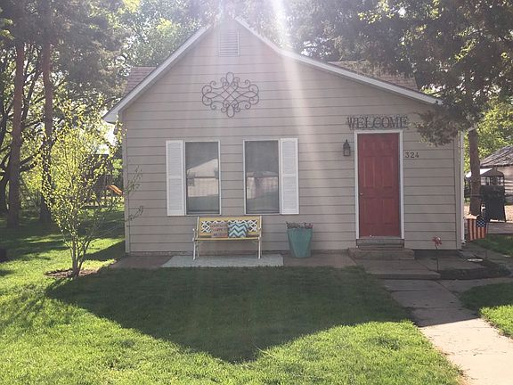 2nd image of 324 N Lincoln Ave