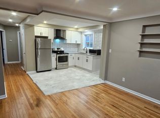 24555 Teppert Ave, Eastpointe, MI 48021