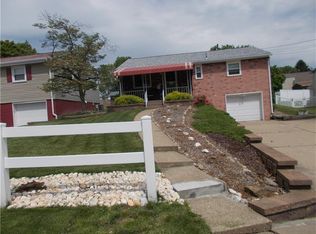 407 Violet Dr, New Kensington, PA
