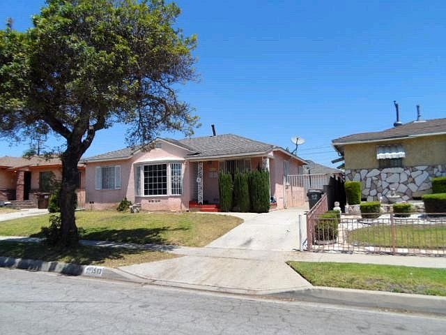 2nd image of 1513 W 138th St