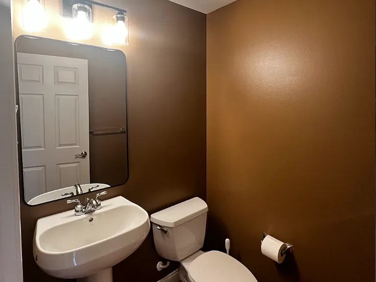 146 Christina Landing Dr — Photo 9