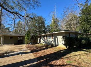 304 Colonial Cir, Jackson, MS 39211