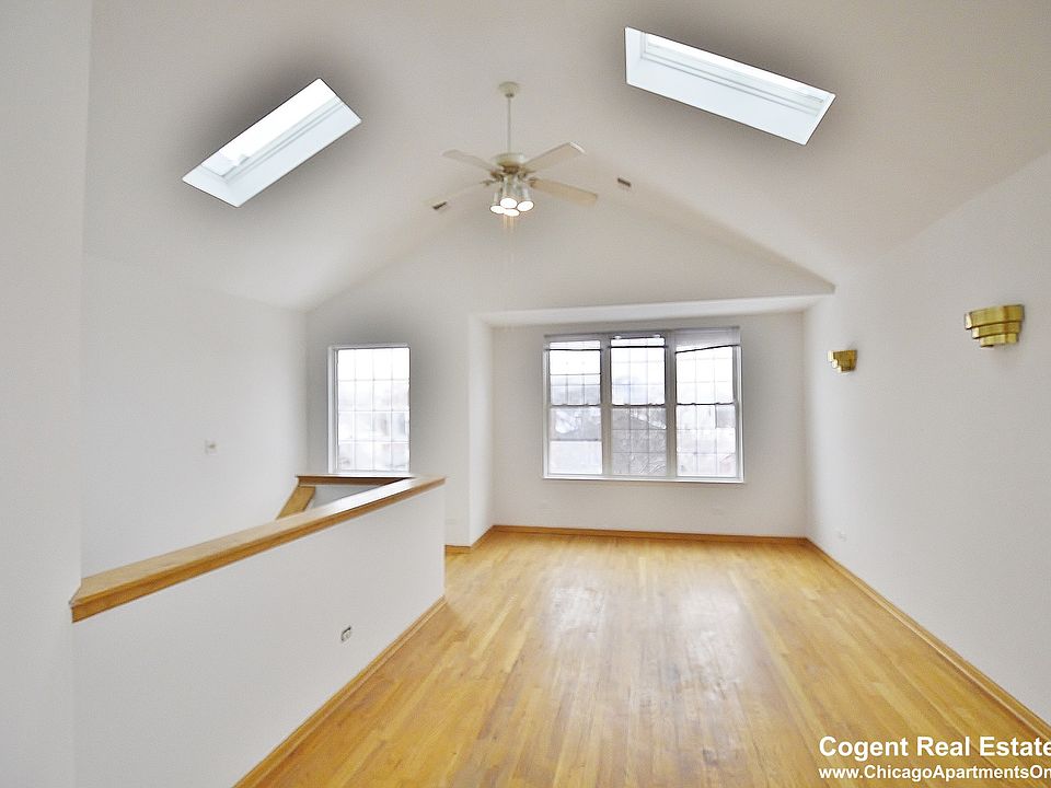 1st image of 1035 N Mozart St Floor 3