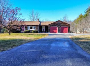 395 River Road, Standish, ME 04084