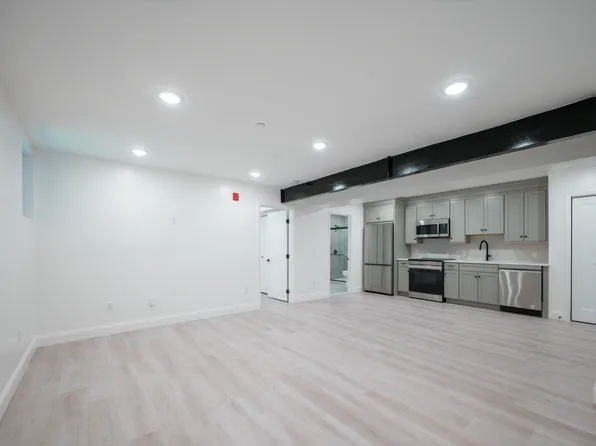 126 Adelaide Ave #B01, Providence, RI 02907