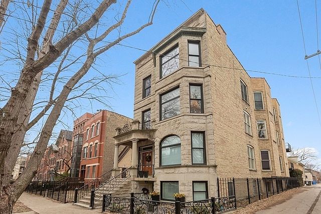 1st image of 2118 W Schiller St #2