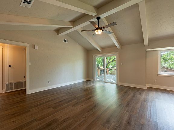 4th image of 1122 Northwood Drive