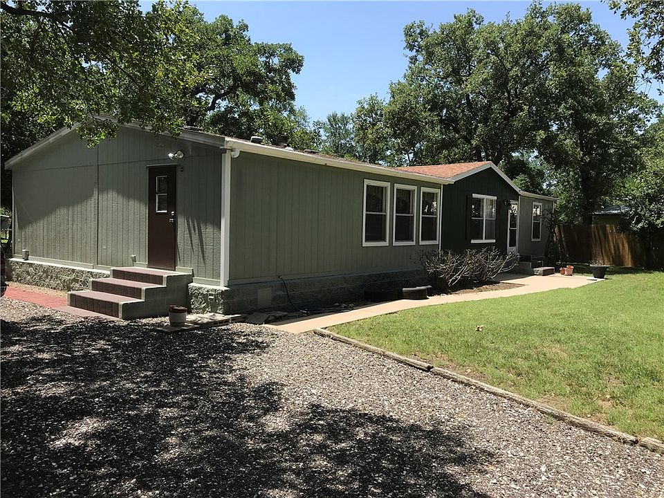 1st image of 156 Heritage Oaks Dr