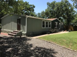 156 Heritage Oaks Dr, Cedar Creek, TX 78612