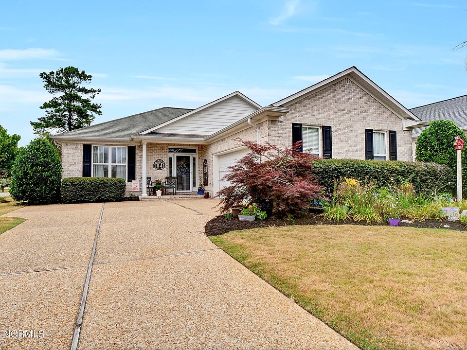 1st image of 1041 Garden Club Way