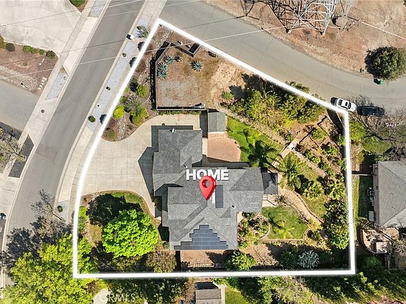 3rd image of 14 Sparrow Hawk Ln