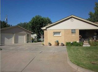 719 S Longfellow Ln, Wichita, KS 67207