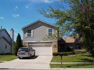 1418 Rose Blvd, Buffalo Grove, IL 60089