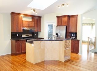 138 Discovery Ridge Blvd SW, Calgary, AB T3H 4Y2