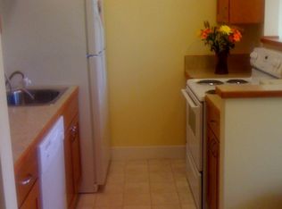 926 Water St APT 204, Port Townsend, WA 98368