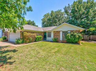 2516 Greenfield Dr, Edmond, OK 73012