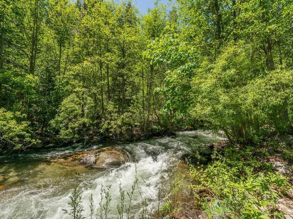 121-141 Mountain Aire Ln, Trinity Center, CA 96091