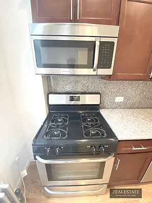 Rented by ZealEstate Group Inc | media 18