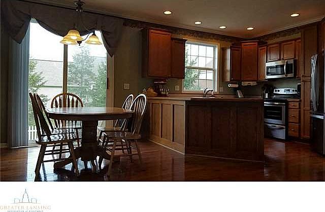 1st image of 534 Avocet Dr