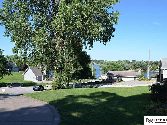 2nd image of 1009 Elm Ct