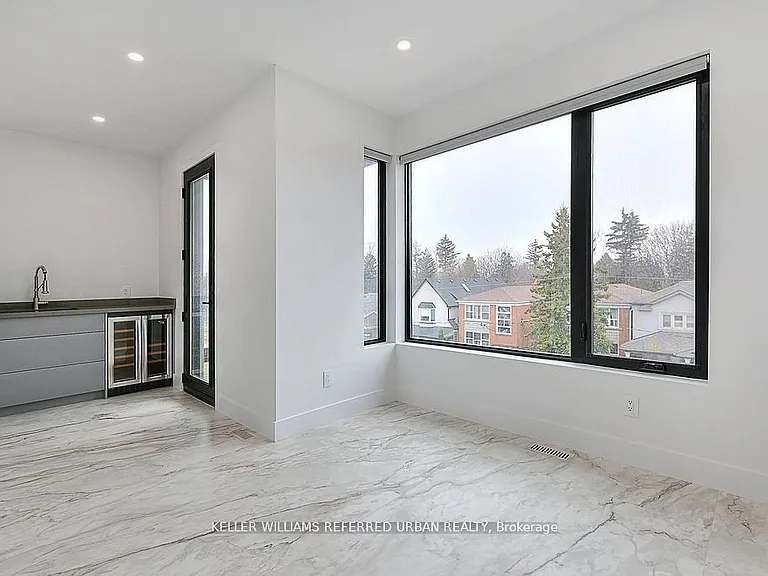 613 Harvie Ave — Photo 27