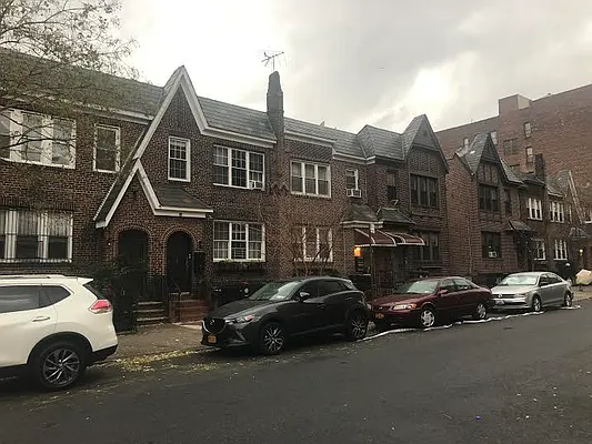 Rented by City Connections Realty | media 31