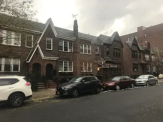 Rented by City Connections Realty