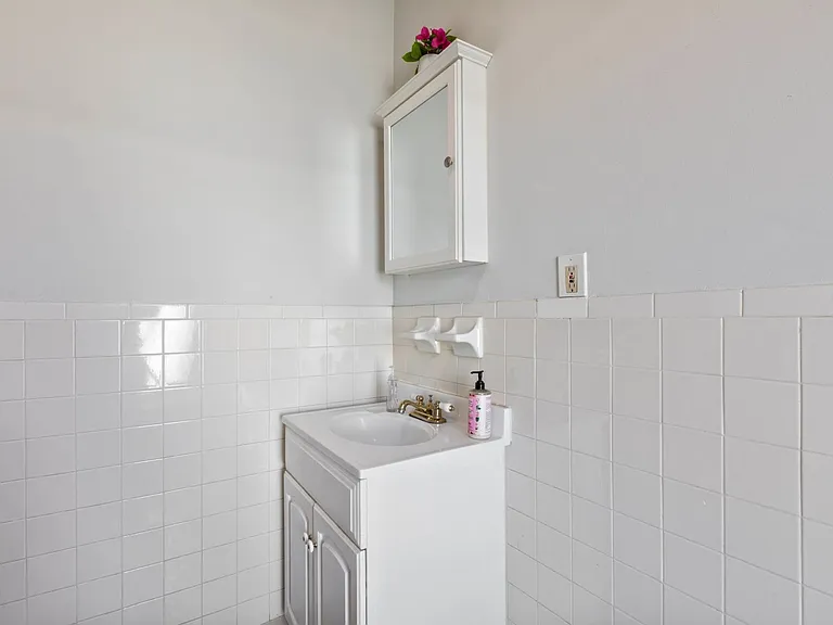 94 Mount Pleasant Ave #2 — Photo 3