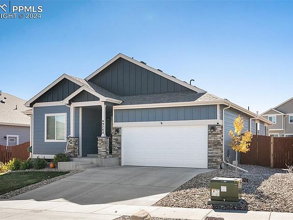 2nd image of 9744 Arbor Walk Ln
