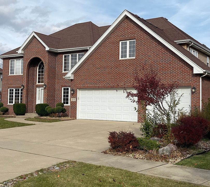 1st image of 32 E Grandview Dr